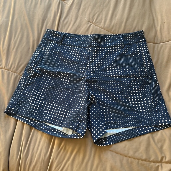 SPANX Sunshine 4” Shorts - Dot Patchwork Midnight Navy - Size Medium - Picture 3 of 6